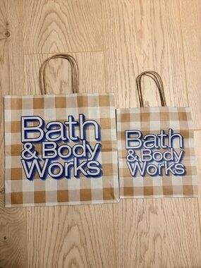 Lot of 2 Bath & Body Works Gingham Paper Shopping Bags Bundle Small & Medium